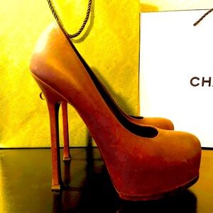 YSL / saint Laurent  brown platform heels close toe